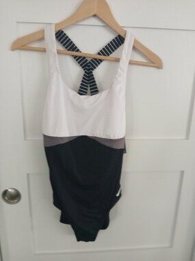 Womens swim suit  Nike M